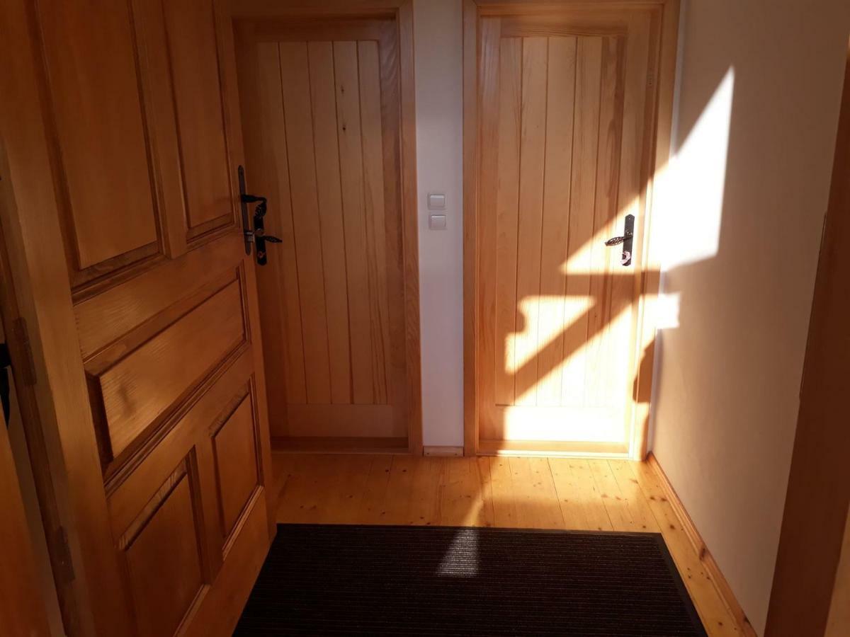 Sobe Na Vinskoj Cesti Zmajevac Apartment ภายนอก รูปภาพ
